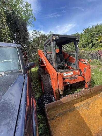 Image of Kubota SSV75 equipment image 3