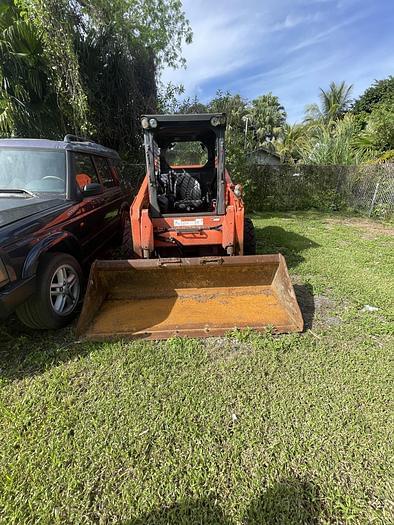 Image of Kubota SSV75 equipment image 1