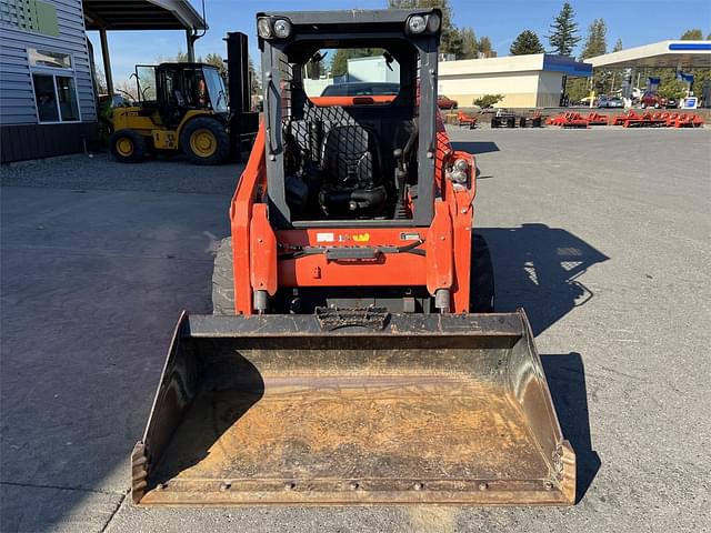 Image of Kubota SSV65 equipment image 2