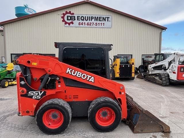 Image of Kubota SSV65 Primary image
