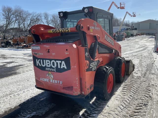 Image of Kubota SSV65 equipment image 3