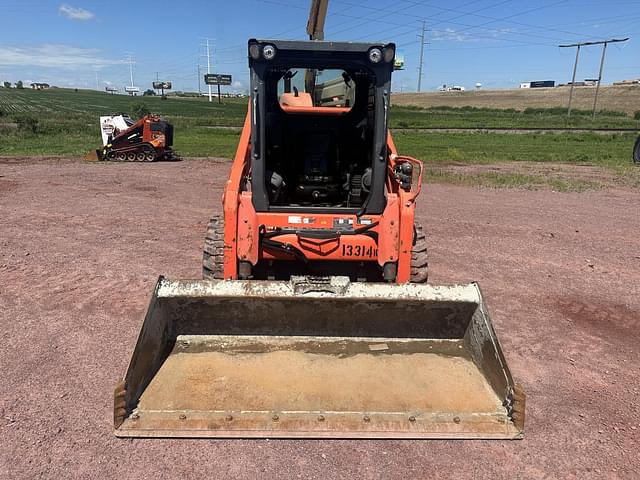 Image of Kubota SSV65 equipment image 1
