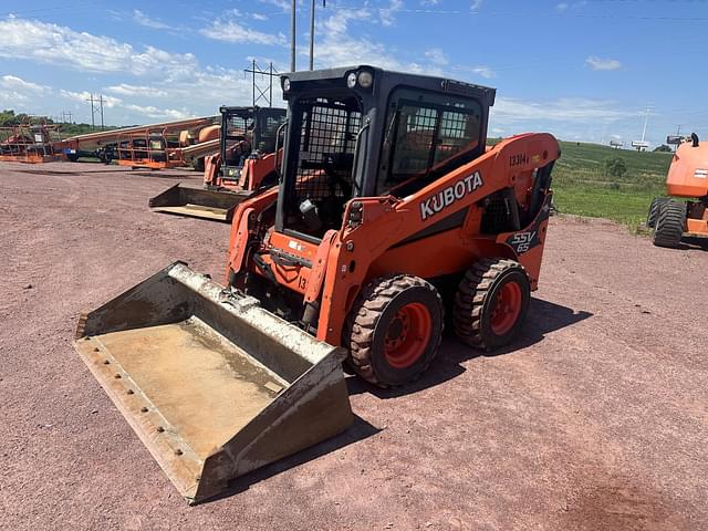 Image of Kubota SSV65 equipment image 2