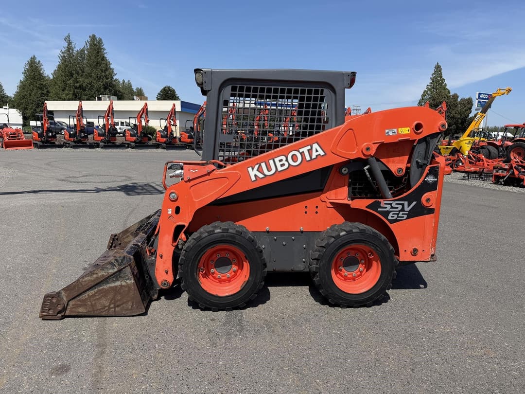 Image of Kubota SSV65 Primary image