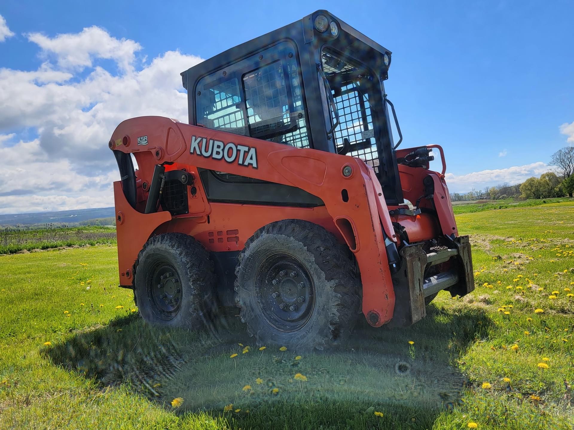 2016 Kubota SSV65 Construction Skid Steers for Sale Tractor Zoom