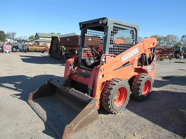 Image of Kubota SSV65 equipment image 3