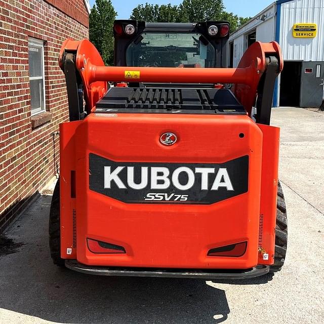 Image of Kubota SSV75 equipment image 3