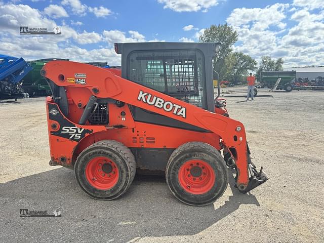 Image of Kubota SSV75 equipment image 4