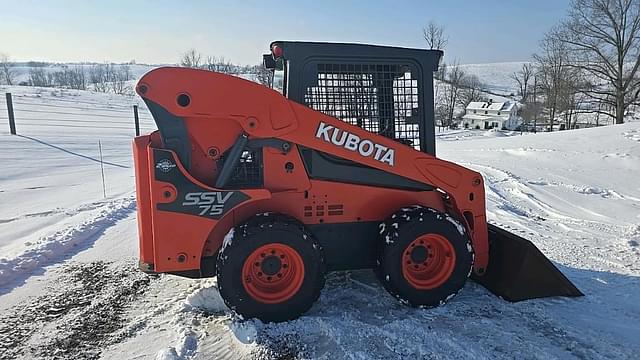 Image of Kubota SSV75 equipment image 2