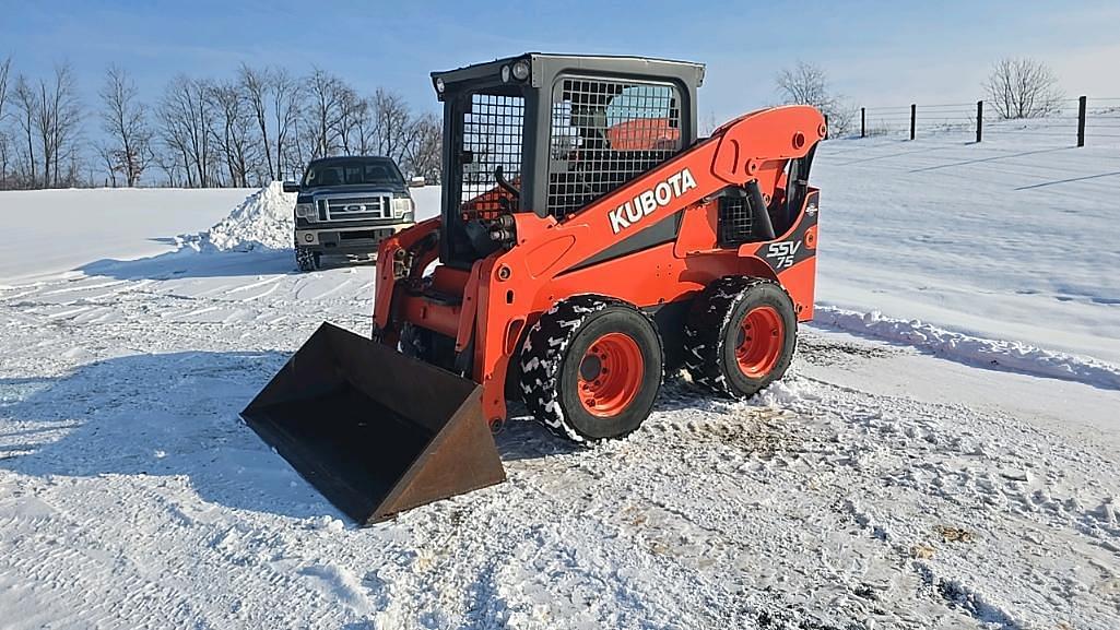 Image of Kubota SSV75 Primary image