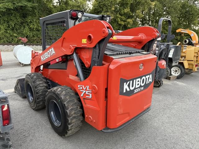 Image of Kubota SSV75 equipment image 1