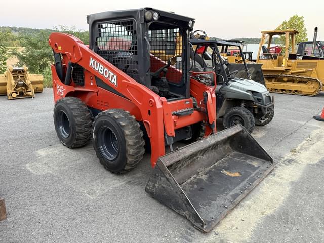 Image of Kubota SSV75 equipment image 3