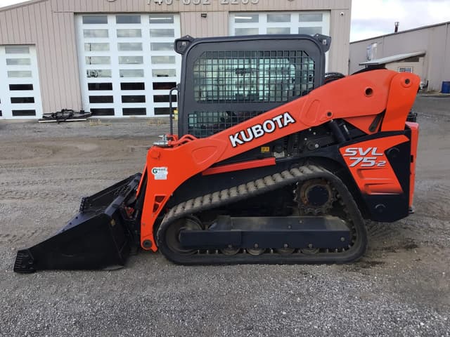 Image of Kubota SVL75-2 equipment image 3