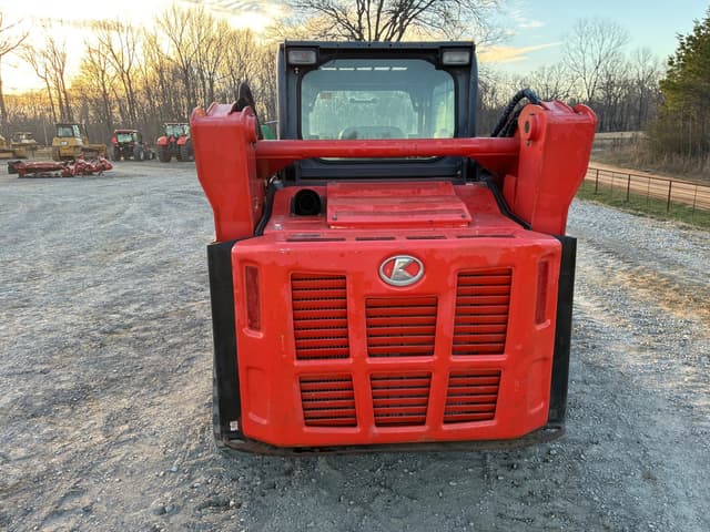 Image of Kubota SVL75-2 equipment image 4