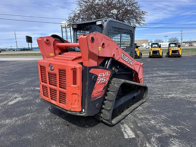 Image of Kubota SVL75-2 equipment image 3