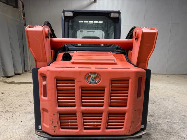 Image of Kubota SVL75-2 equipment image 3