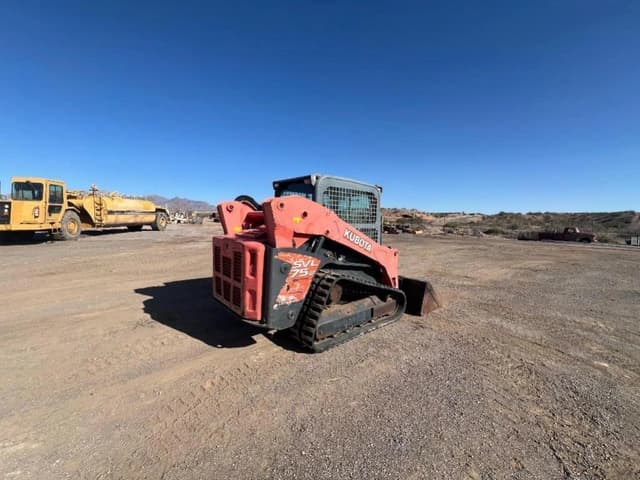 Image of Kubota SVL75-2 equipment image 4