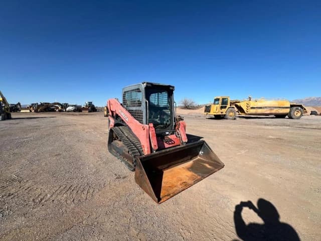 Image of Kubota SVL75-2 equipment image 2