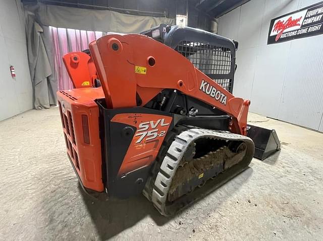 Image of Kubota SVL75-2 equipment image 4