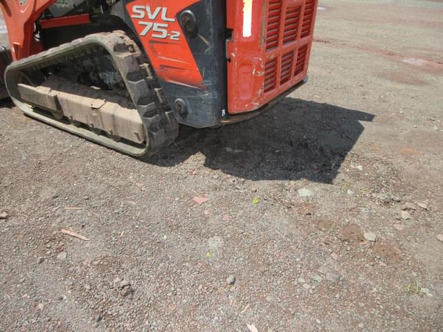 Image of Kubota SVL75-2 equipment image 2