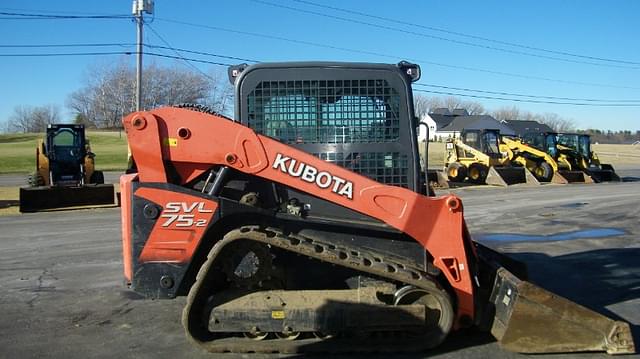 Image of Kubota SVL75 equipment image 2