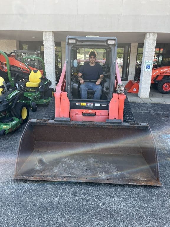 Image of Kubota SVL90-2 equipment image 3