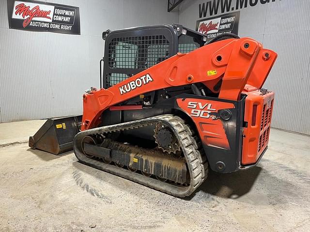 Image of Kubota SVL90-2 equipment image 2