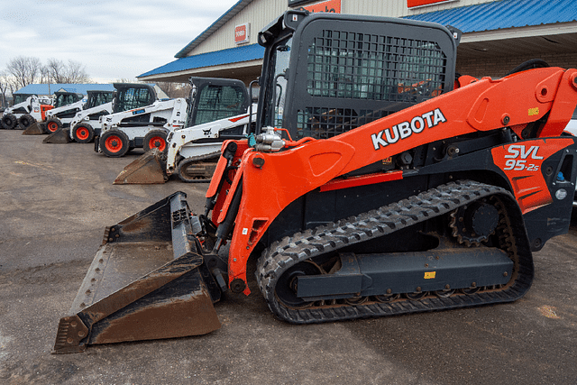 Image of Kubota SVL95-2S equipment image 4