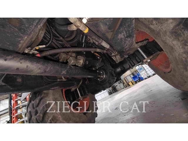 Image of Kubota R630 equipment image 3