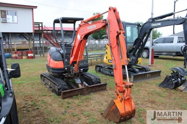 Image of Kubota U25 equipment image 1