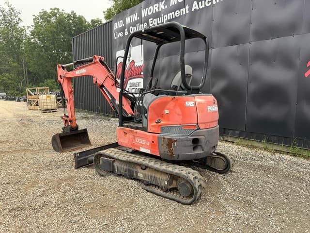 Image of Kubota U35-4 equipment image 1