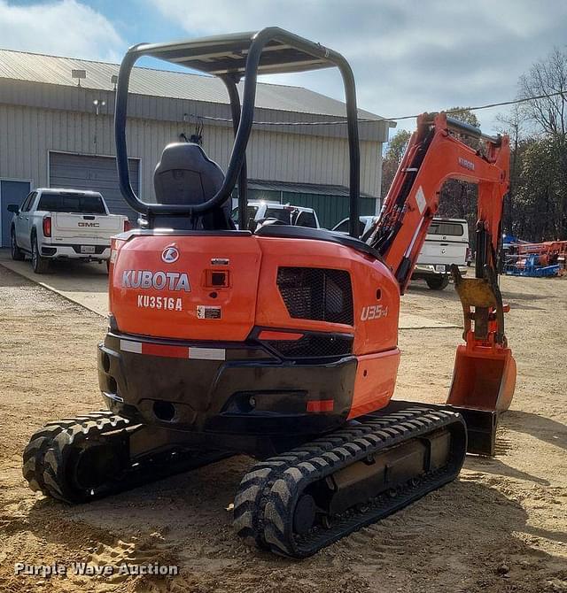 Image of Kubota U35-4 equipment image 4