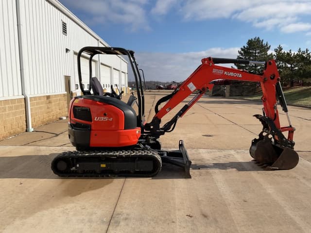 Image of Kubota U35-4R1 equipment image 3