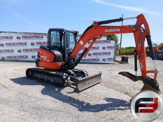 Image of Kubota U55-4 equipment image 2