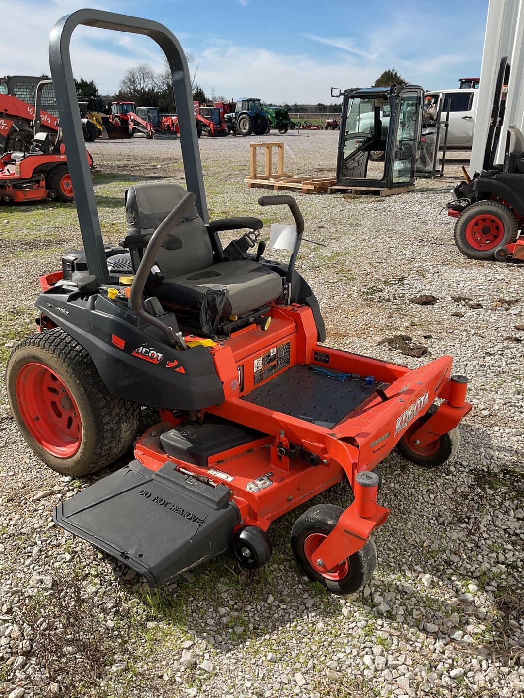 Image of Kubota Z121SKH Image 0
