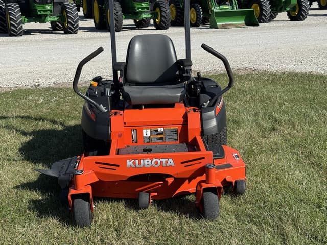 Image of Kubota Z122E equipment image 4