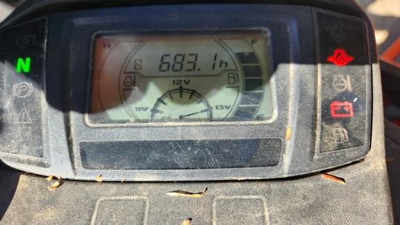 Image of Kubota ZD1211 equipment image 3
