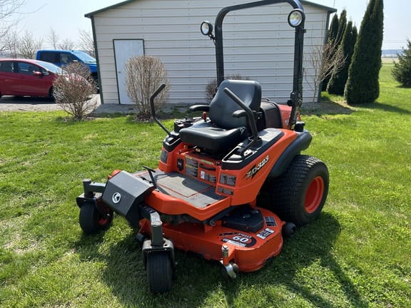 2016 Kubota ZD323 Equipment Image0