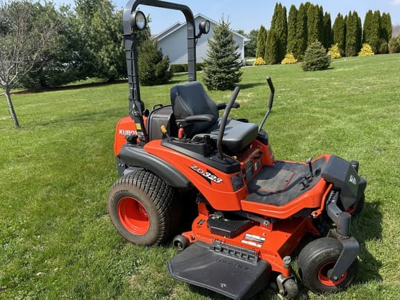 Image of Kubota ZD323 equipment image 1