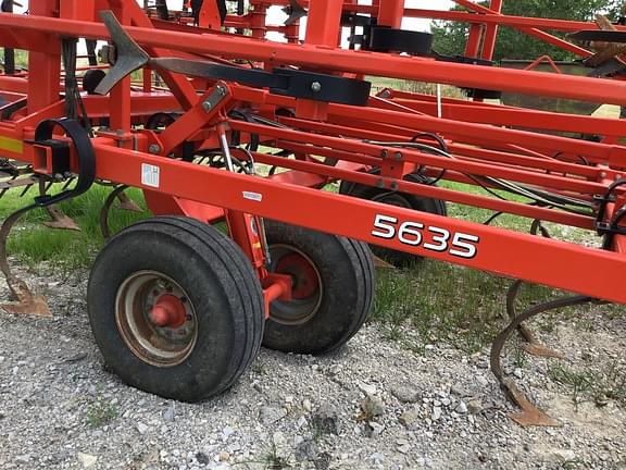 Image of Kuhn Krause 5635 equipment image 4
