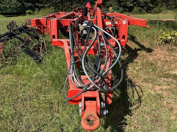 Image of Kuhn Krause Excelerator 8000 equipment image 4