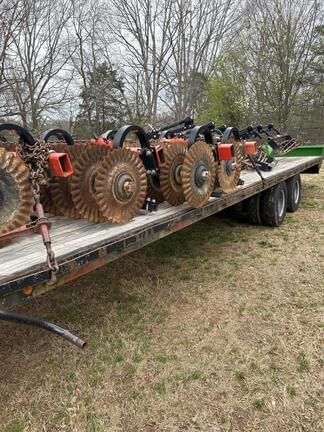 Image of Kuhn Krause Excelerator 8000 equipment image 3