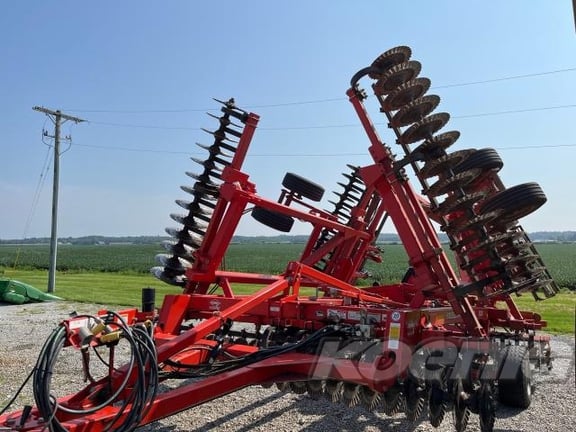 SOLD - 2016 Kuhn 8005 Excelerator Stock No. A429758A Tillage with 30 ft ...