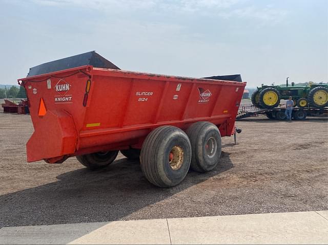 Image of Kuhn Knight 8124 equipment image 3
