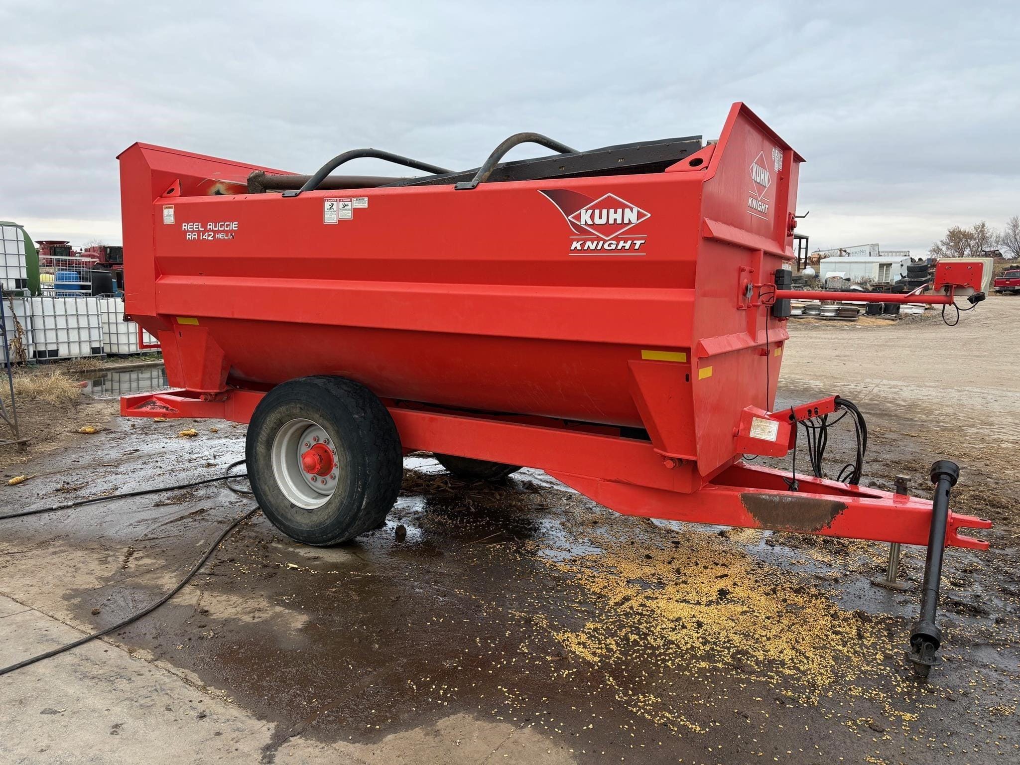 2016 Kuhn Knight RA142 Equipment Image0
