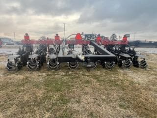 Image of Kuhn Krause Gladiator 1205M-830R equipment image 4