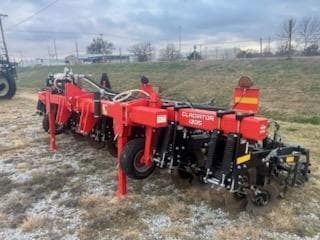 Image of Kuhn Krause Gladiator 1205M-830R equipment image 1
