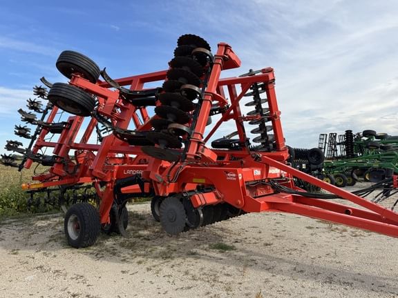 2016 Kuhn Krause 4810 Equipment Image0