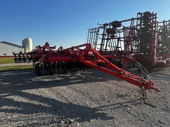 Image of Kuhn Krause Dominator 4855 equipment image 2