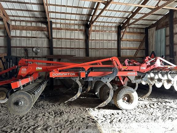 Image of Kuhn Krause Dominator 4855 equipment image 1